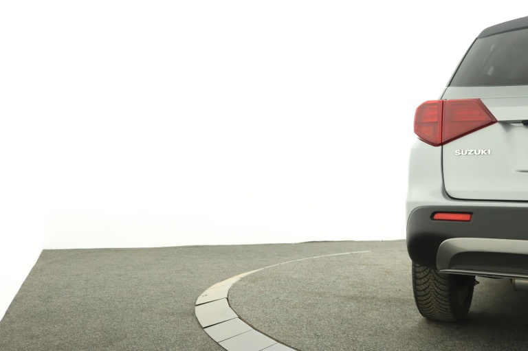 Suzuki Vitara - 1.4 Boosterjet Select Smart Hybrid 38