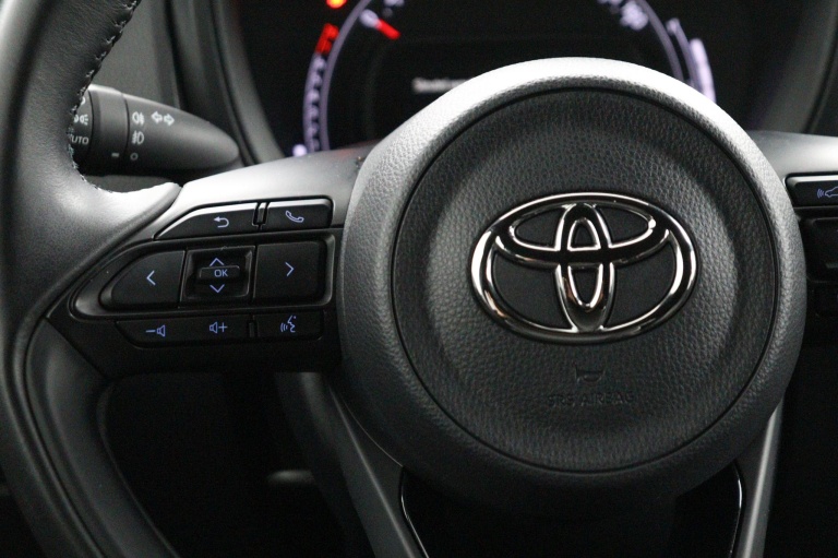 Toyota Aygo X - 1.0 VVT-i S-CVT first 19