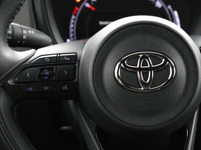 Toyota Aygo X - 1.0 VVT-i S-CVT first