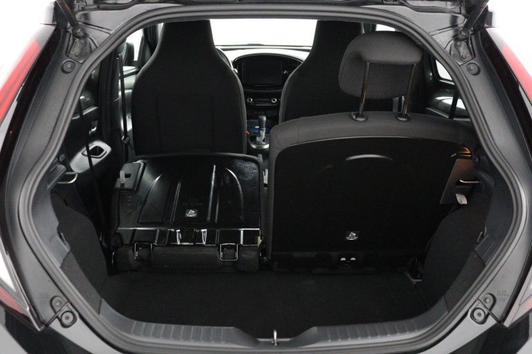 Toyota Aygo X - 1.0 VVT-i S-CVT first 25