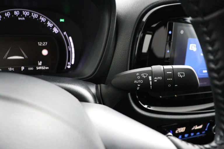 Toyota Aygo X - 1.0 VVT-i S-CVT first 33