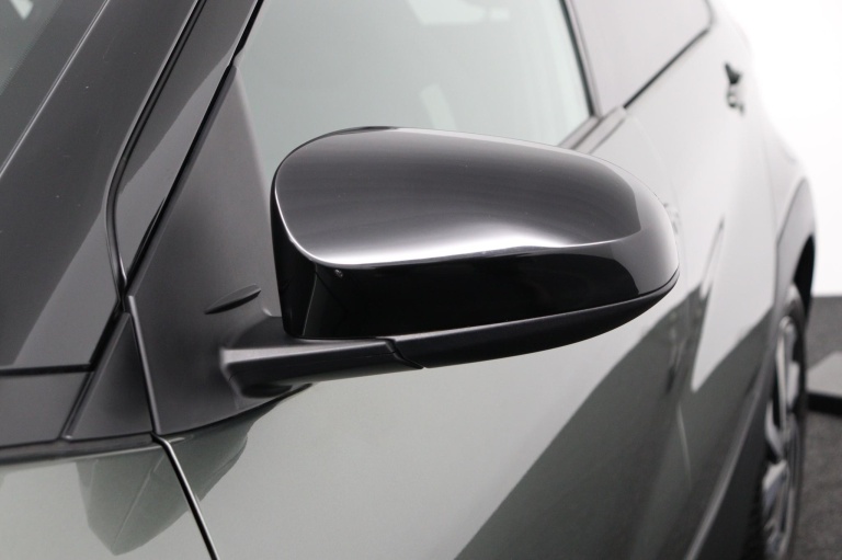 Toyota Aygo X - 1.0 VVT-i S-CVT first 38