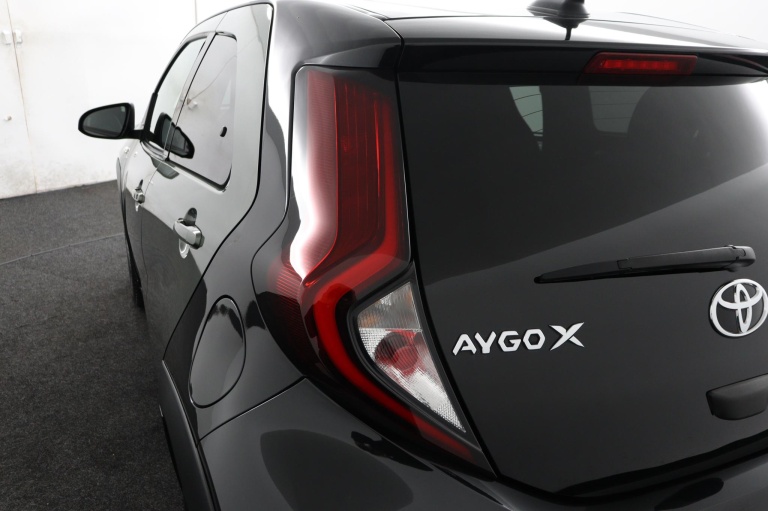 Toyota Aygo X - 1.0 VVT-i S-CVT first 42