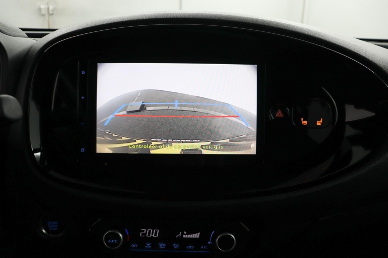 Toyota Aygo X - 1.0 VVT-i S-CVT first 9