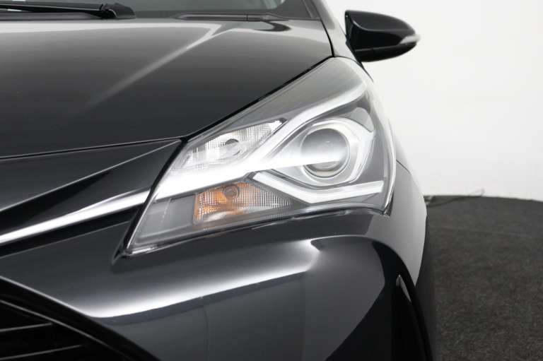 Toyota Yaris - 1.5 Hybrid Active 37