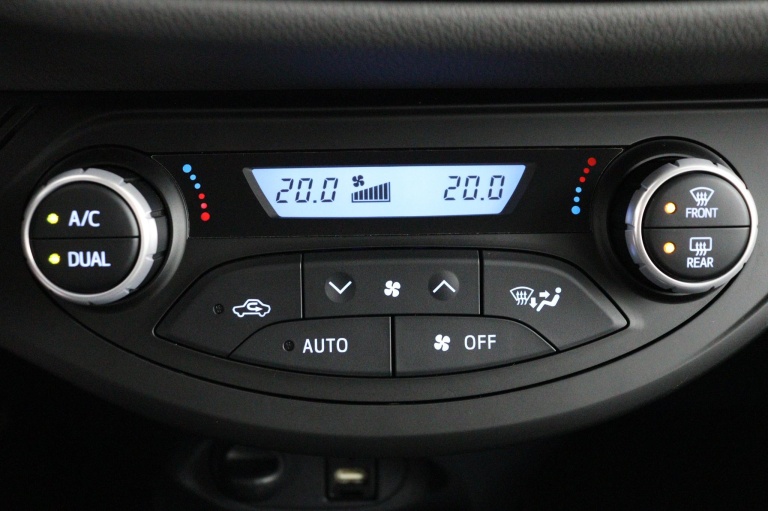 Toyota Yaris - 1.5 Hybrid Active 7