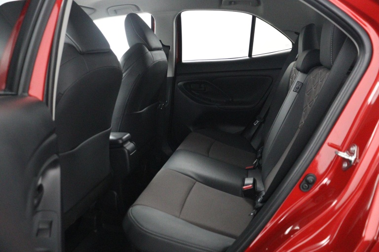 Toyota Yaris Cross - 1.5 Hybrid Executive 16