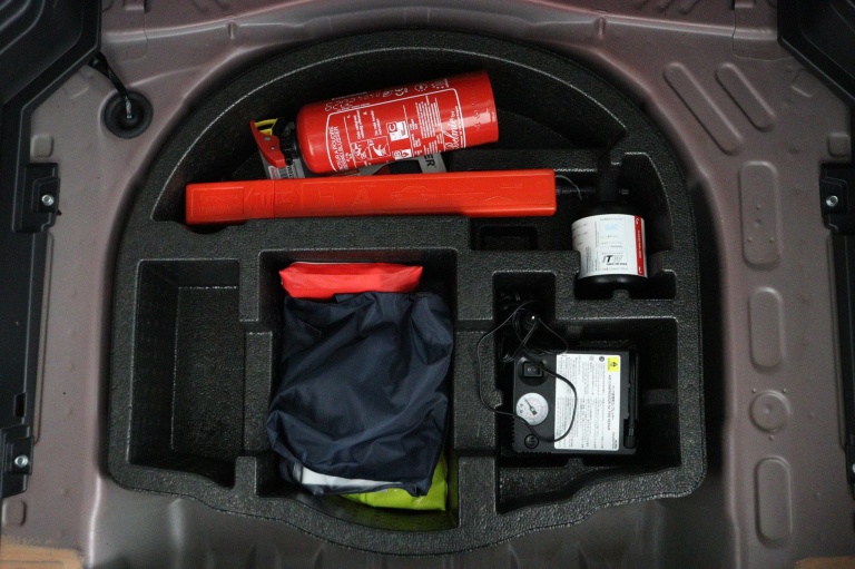 Toyota Yaris Cross - 1.5 Hybrid Executive 34