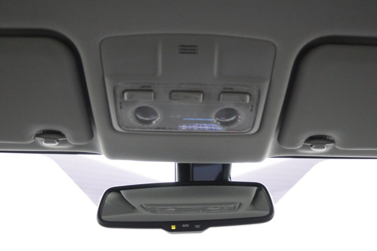 Toyota RAV4 - 2.0 Dynamic Limited 4WD 33