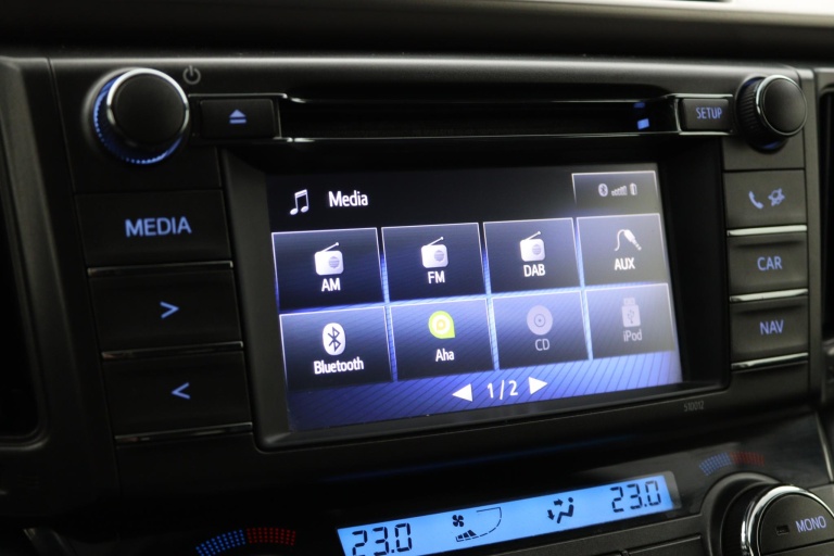 Toyota RAV4 - 2.0 Dynamic Limited 4WD 42