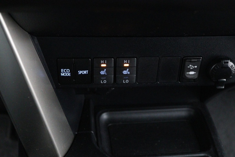 Toyota RAV4 - 2.0 Dynamic Limited 4WD 44