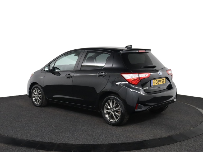 Toyota Yaris - 1.5 Hybrid Dynamic 12