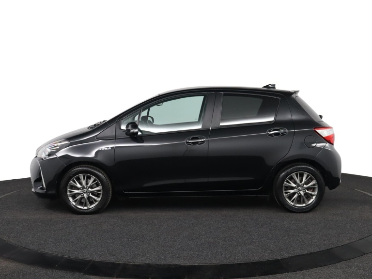 Toyota Yaris - 1.5 Hybrid Dynamic 3