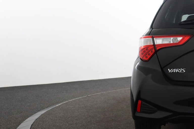 Toyota Yaris - 1.5 Hybrid Dynamic 40