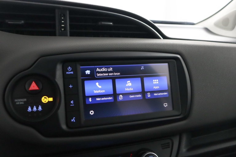 Toyota Yaris - 1.5 Hybrid Dynamic 42