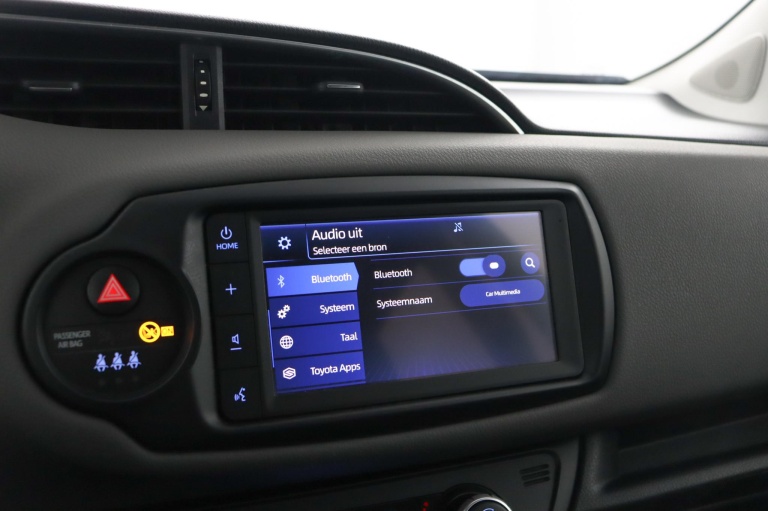 Toyota Yaris - 1.5 Hybrid Dynamic 43