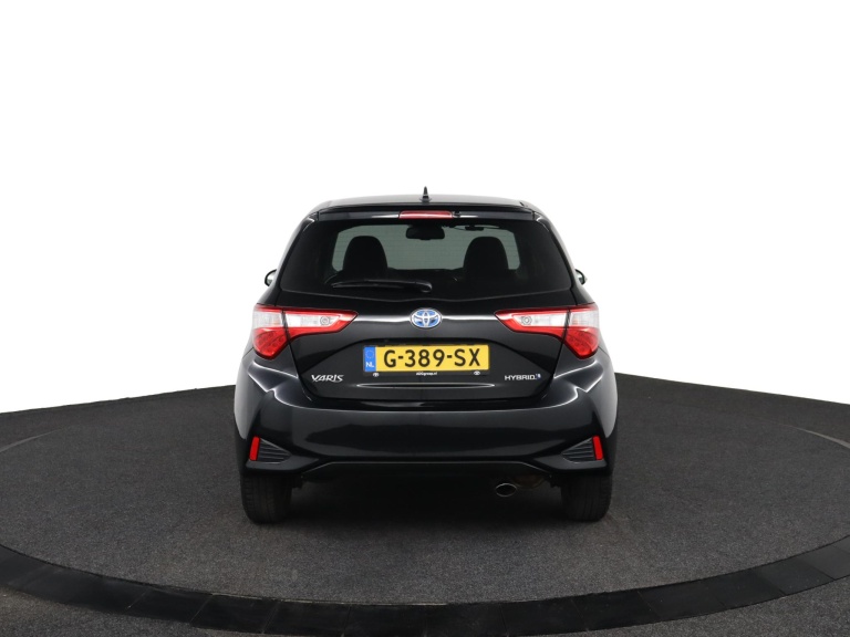 Toyota Yaris - 1.5 Hybrid Dynamic 51