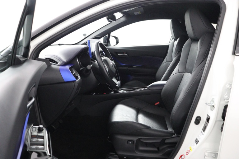 Toyota C-HR - 1.8 Hybrid Bi-Tone Li 16