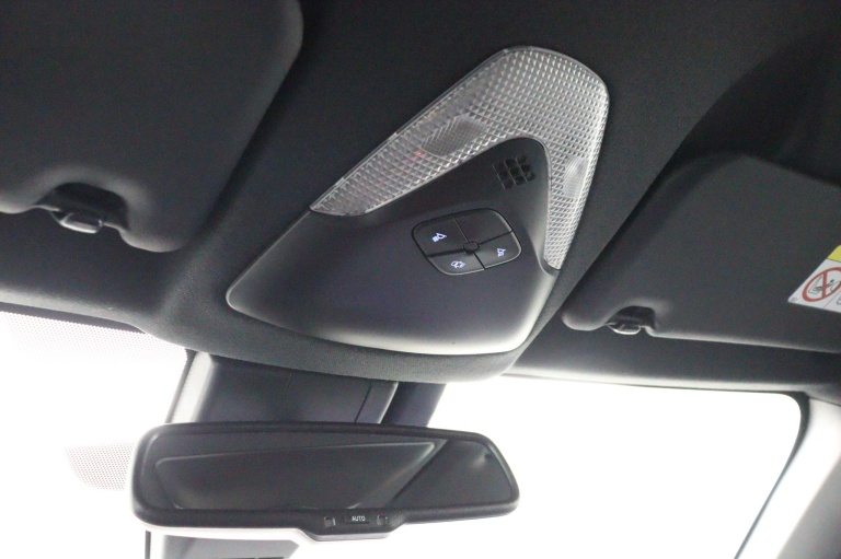 Toyota C-HR - 1.8 Hybrid Bi-Tone Li 34