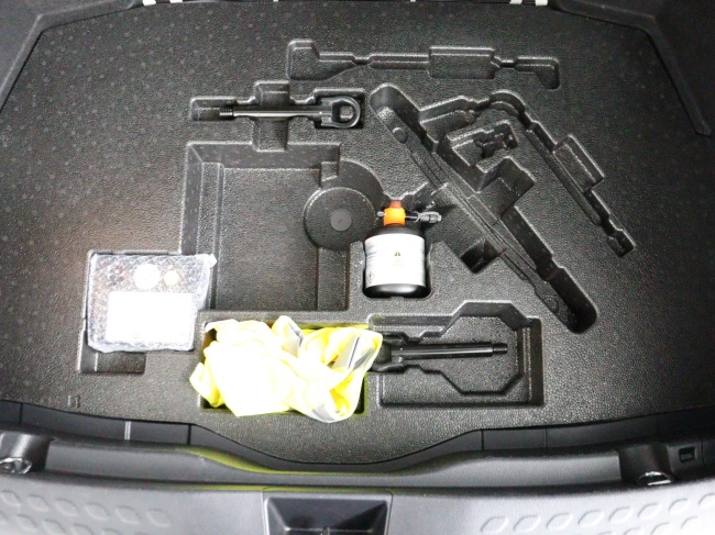 Toyota C-HR - 1.8 Hybrid Bi-Tone Li