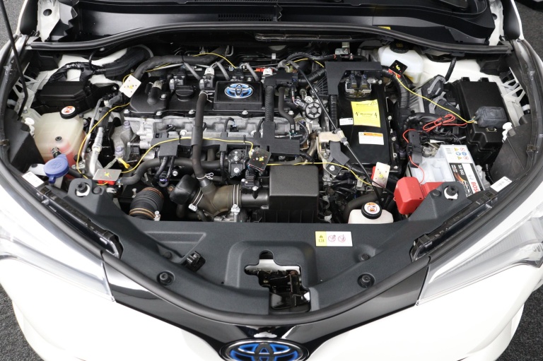 Toyota C-HR - 1.8 Hybrid Bi-Tone Li 36