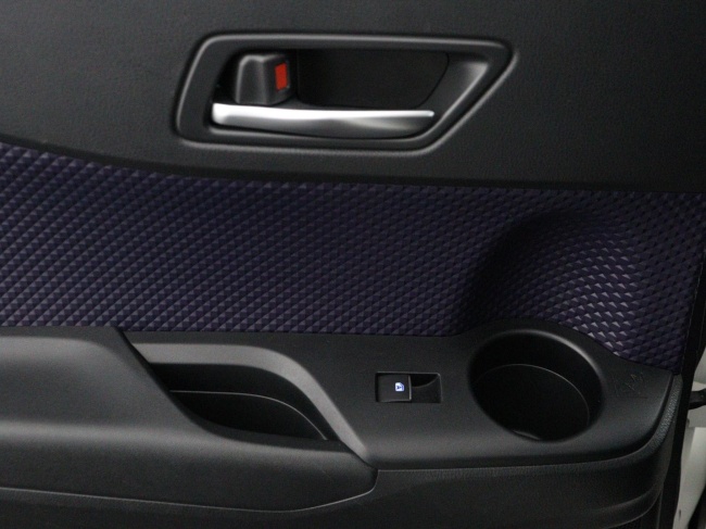 Toyota C-HR - 1.8 Hybrid Bi-Tone Li