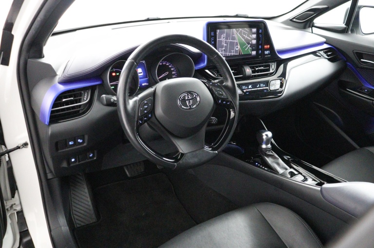 Toyota C-HR - 1.8 Hybrid Bi-Tone Li 76