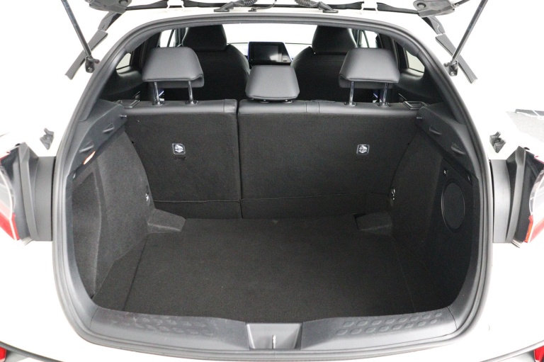 Toyota C-HR - 1.8 Hybrid Bi-Tone 23