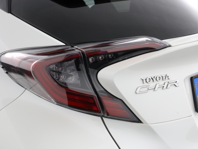 Toyota C-HR - 1.8 Hybrid Bi-Tone