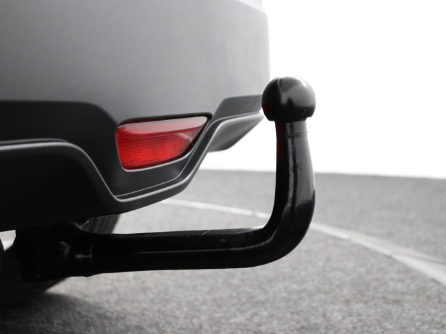 Toyota C-HR - 1.8 Hybrid Bi-Tone