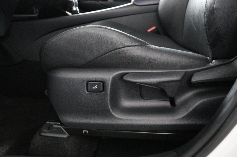 Toyota C-HR - 1.8 Hybrid Bi-Tone 47