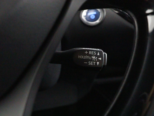 Toyota C-HR - 1.8 Hybrid Bi-Tone