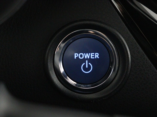 Toyota C-HR - 1.8 Hybrid Bi-Tone