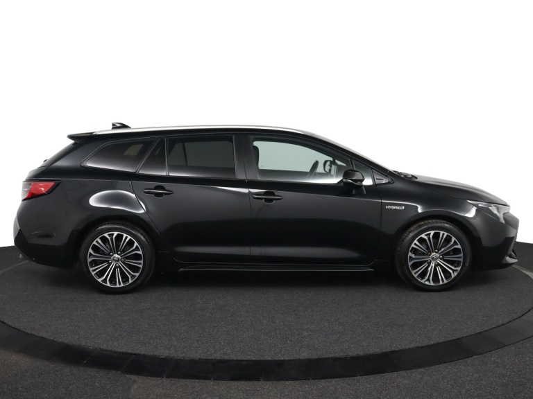 Toyota Corolla Touring Sports - 2.0 Hybrid Dynamic 13
