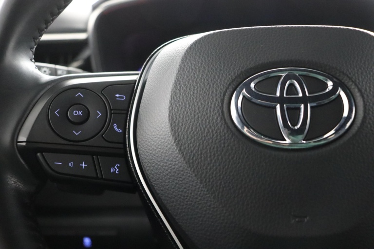 Toyota Corolla Touring Sports - 2.0 Hybrid Dynamic 19