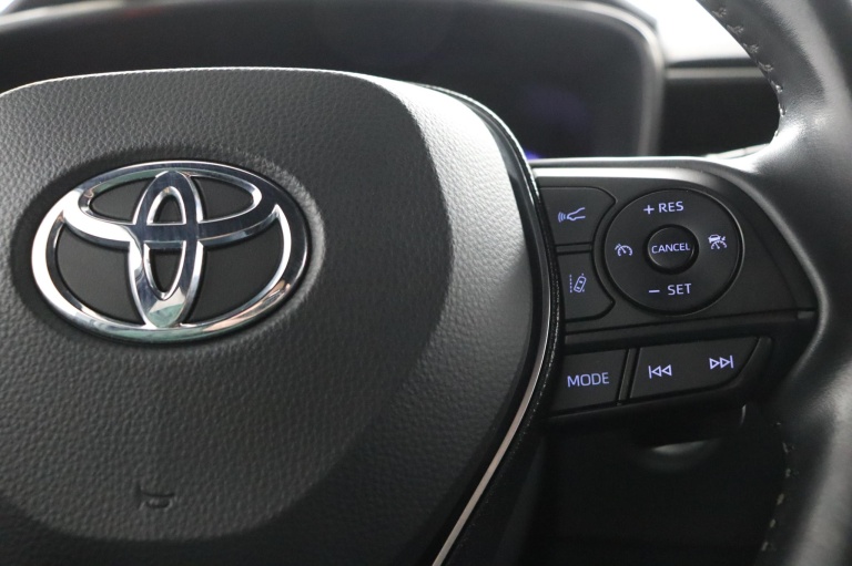 Toyota Corolla Touring Sports - 2.0 Hybrid Dynamic 21