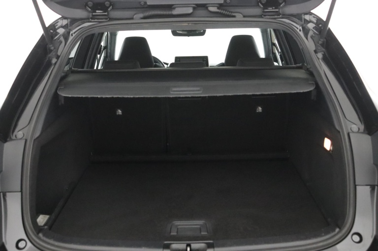 Toyota Corolla Touring Sports - 2.0 Hybrid Dynamic 23