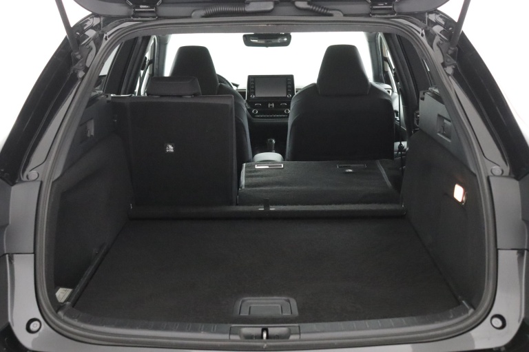 Toyota Corolla Touring Sports - 2.0 Hybrid Dynamic 25