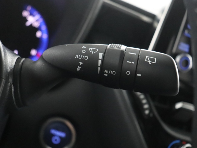 Toyota Corolla Touring Sports - 2.0 Hybrid Dynamic