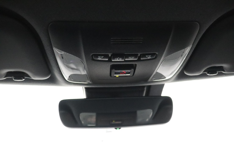 Toyota Corolla Touring Sports - 2.0 Hybrid Dynamic 32