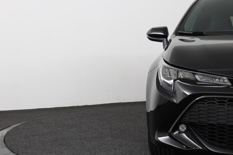 Toyota Corolla Touring Sports - 2.0 Hybrid Dynamic 34