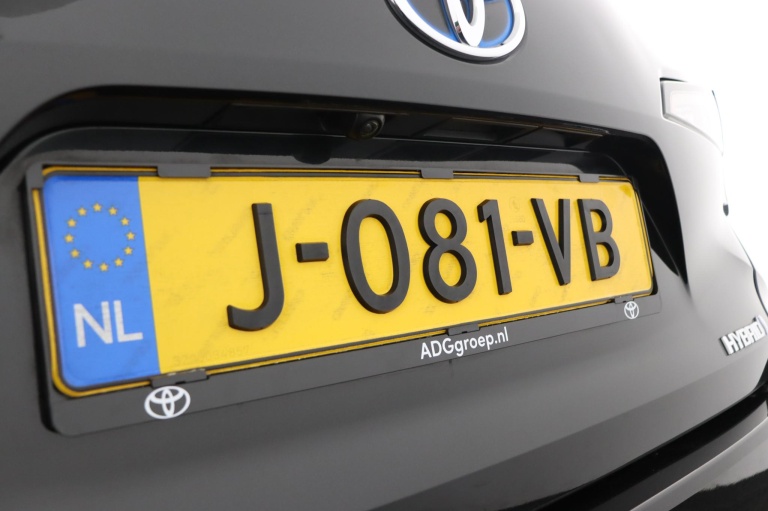 Toyota Corolla Touring Sports - 2.0 Hybrid Dynamic 39