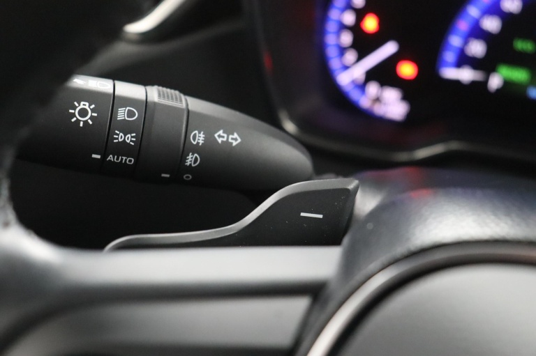 Toyota Corolla Touring Sports - 2.0 Hybrid Dynamic 40