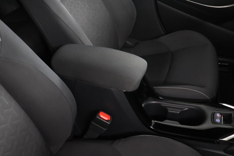 Toyota Corolla Touring Sports - 2.0 Hybrid Dynamic 52