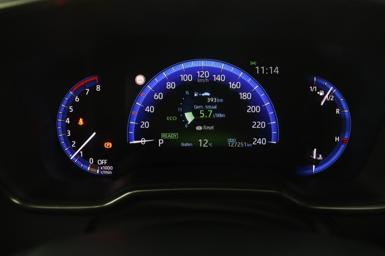 Toyota Corolla Touring Sports - 2.0 Hybrid Dynamic 6