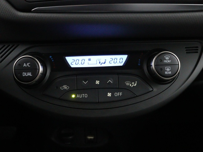 Toyota Yaris - 1.5 Hybrid Trend