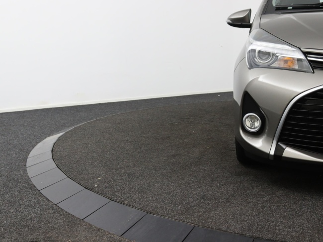 Toyota Yaris - 1.5 Hybrid Trend