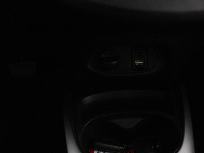 Toyota Yaris - 1.5 Hybrid Trend