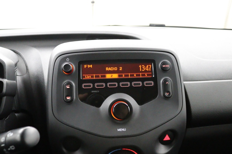 Toyota Aygo - 1.0 VVT-i x-fun 10