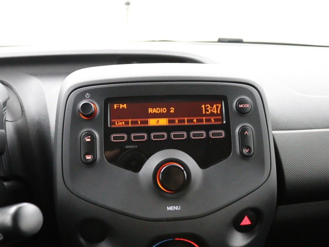 Toyota Aygo - 1.0 VVT-i x-fun